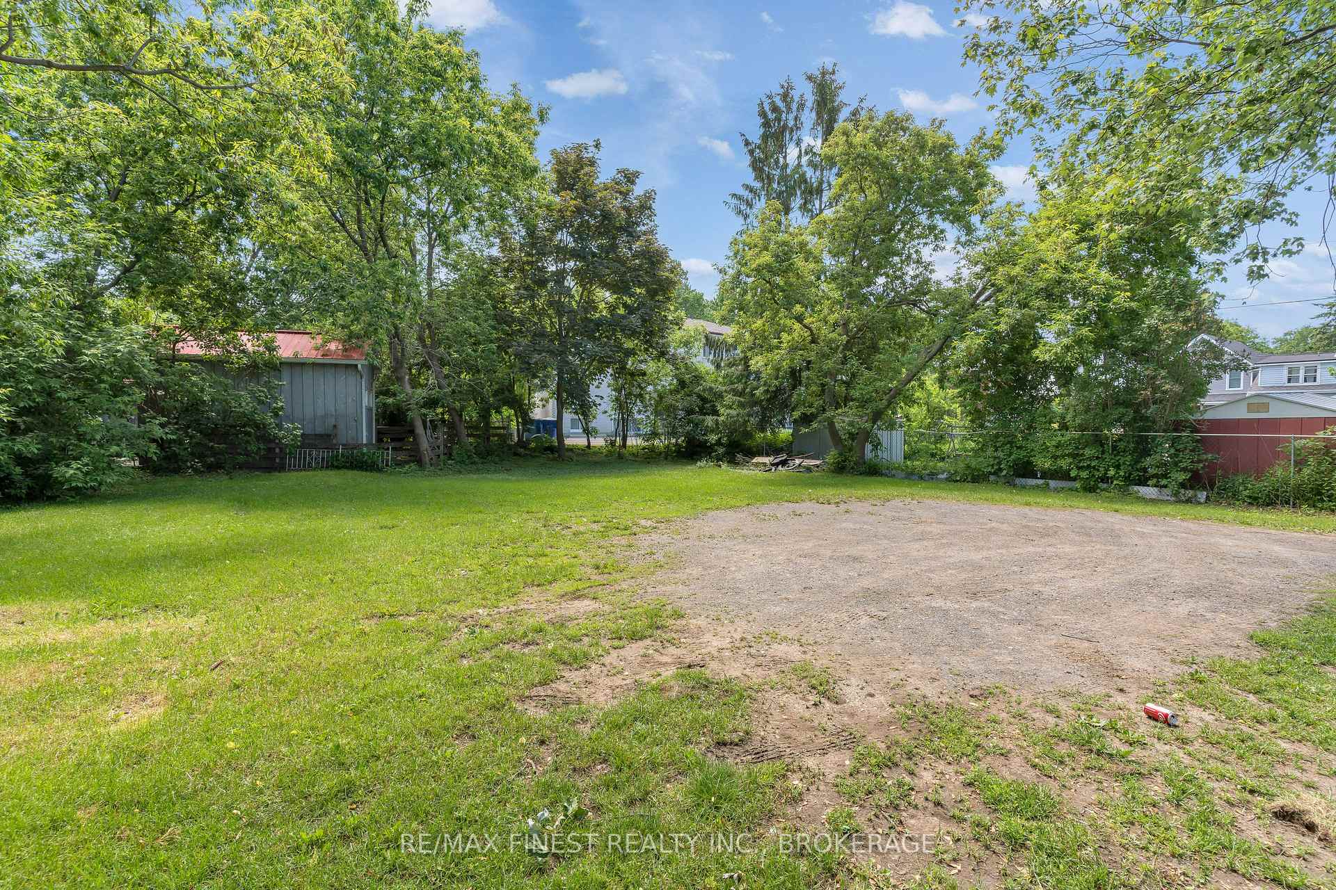Photo 33 of 134 Raglan Road, Kingston, East of Sir John A. Blvd — HOMEH