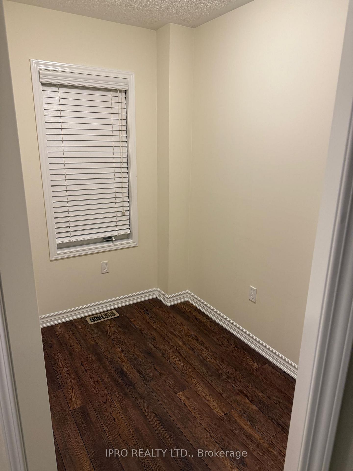 Photo 8 of Unit 130, 1000 Asleton Boulevard, Milton, Willmott — HOMEH
