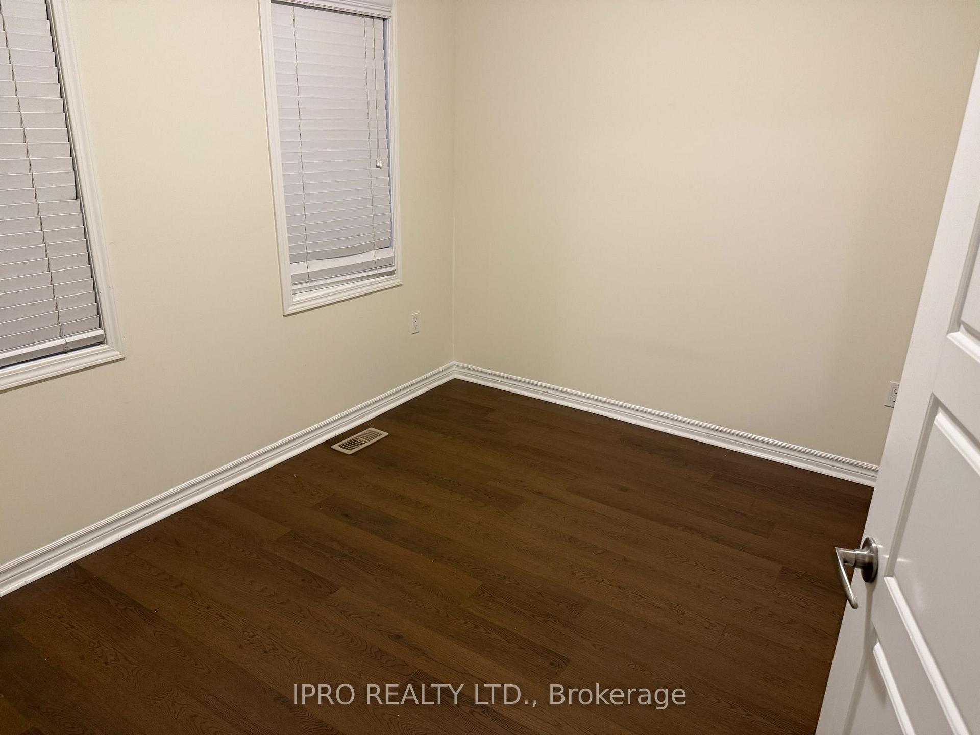 Photo 11 of Unit 130, 1000 Asleton Boulevard, Milton, Willmott — HOMEH