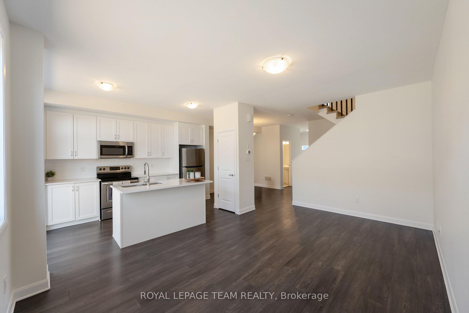 Photo 12 of 334 Blossom Pass Terrace, Ottawa, Avalon East — HOMEH