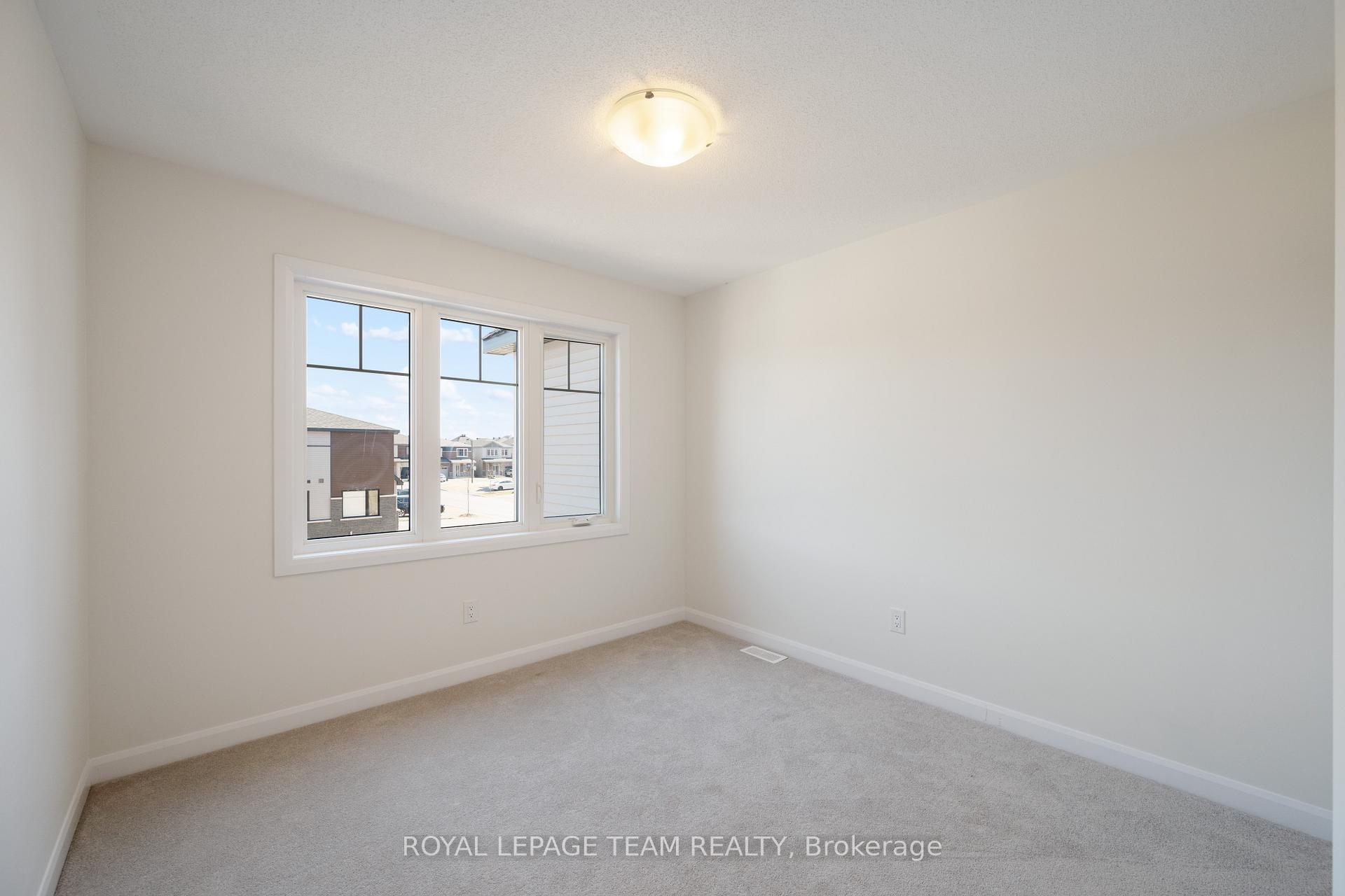 Photo 19 of 334 Blossom Pass Terrace, Ottawa, Avalon East — HOMEH