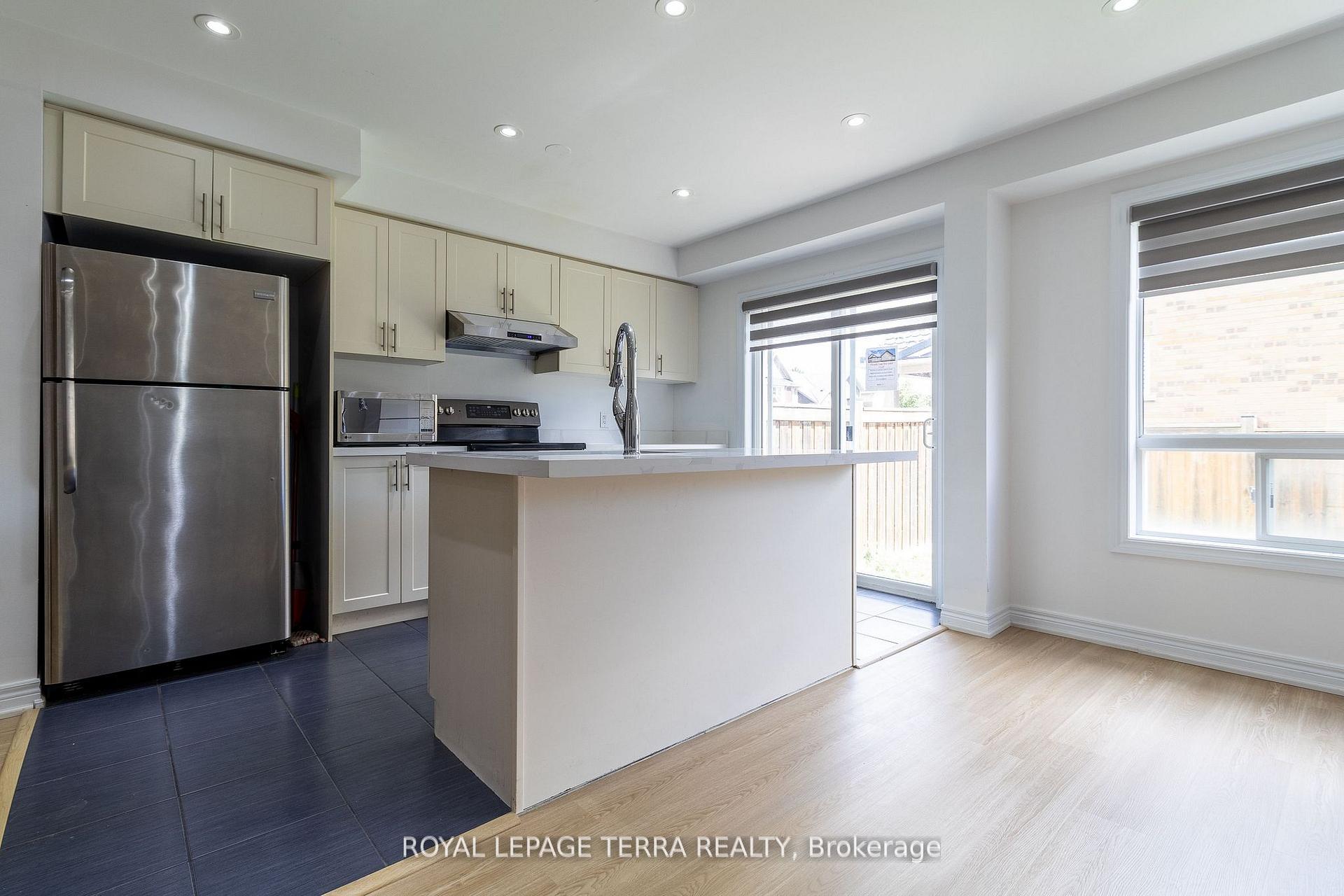 Photo 17 of 2345 Steeplechase Street, Oshawa, Windfields — HOMEH