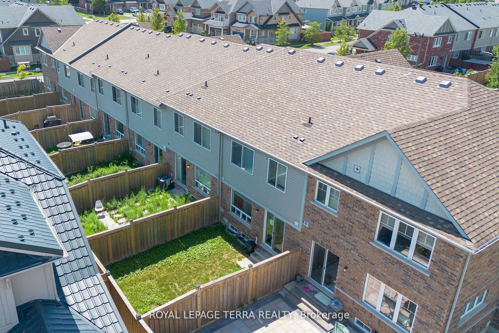 Photo 35 of 2345 Steeplechase Street, Oshawa, Windfields — HOMEH