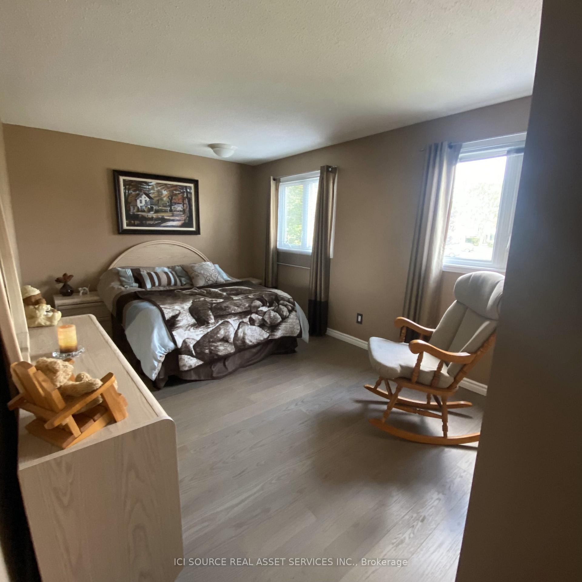 Photo 11 of 1776 Vigneault Street, Ottawa, Chateauneuf — HOMEH
