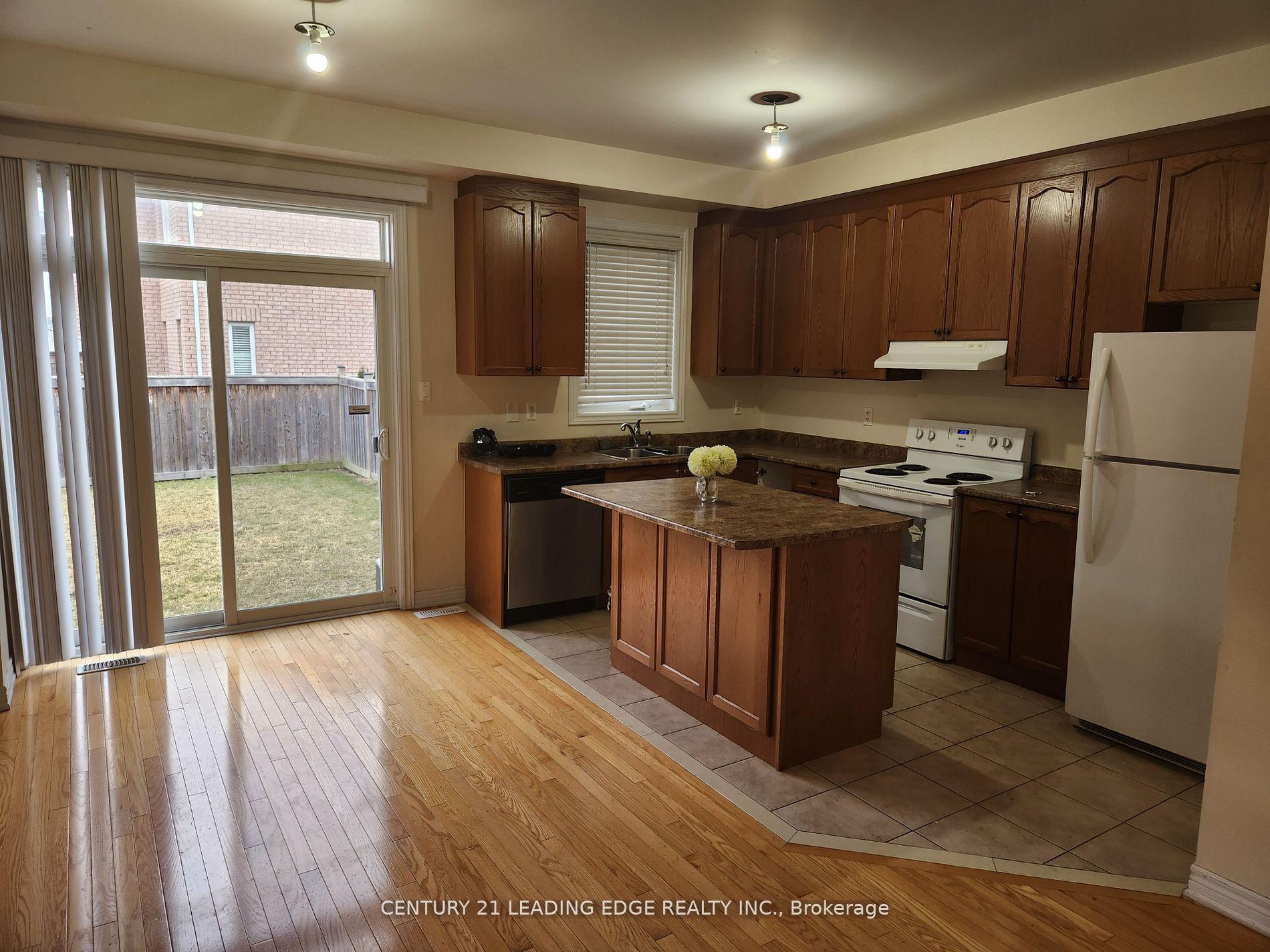 Photo 5 of 6 Mclaughlin Avenue, Milton, Willmott — HOMEH