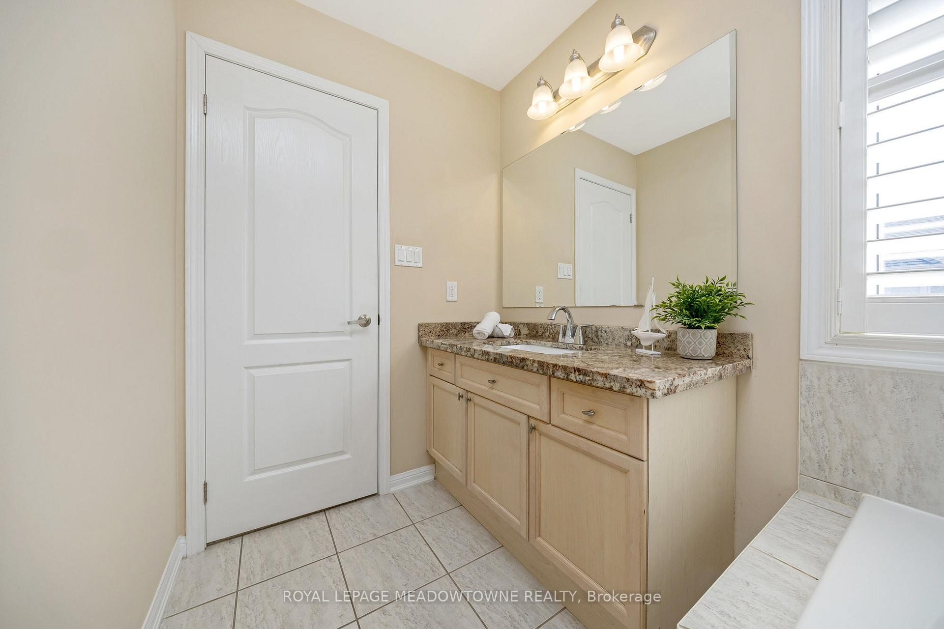 Photo 29 of 304 Tonelli Lane, Milton, Harrison — HOMEH