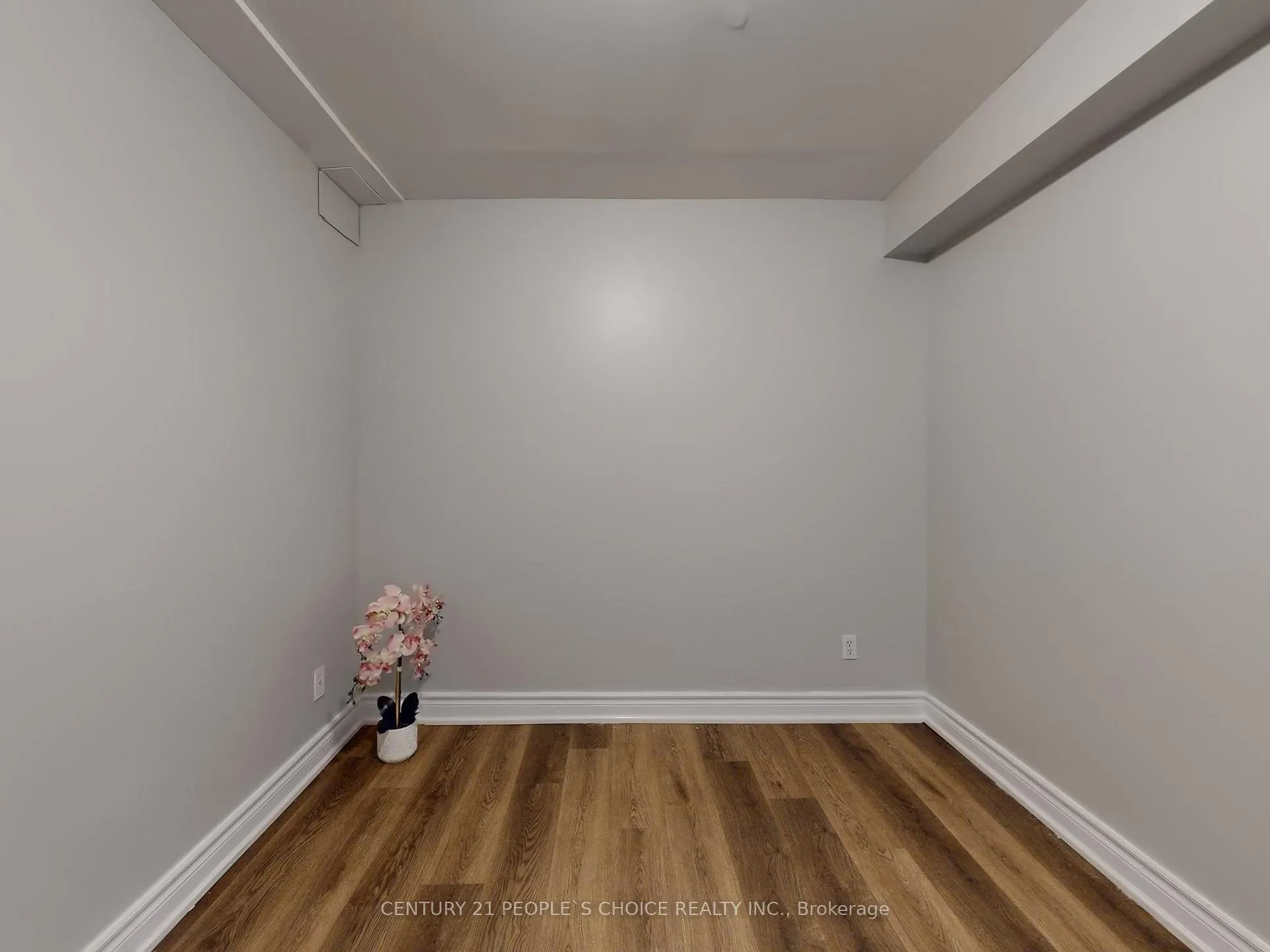Photo 105 of 5998 Gant Crescent, Mississauga, East Credit — HOMEH