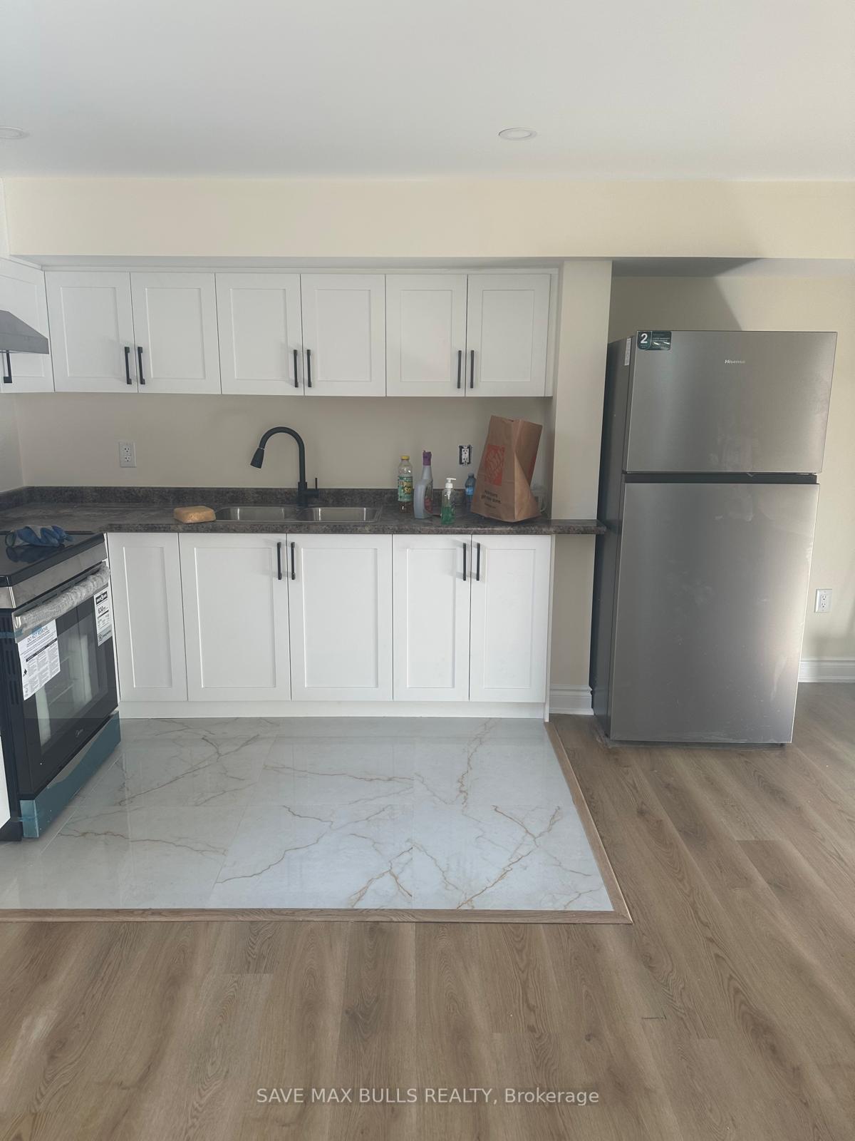 Photo 4 of Unit Basement, 2552 Bandsman Crescent, Oshawa, Windfields — HOMEH