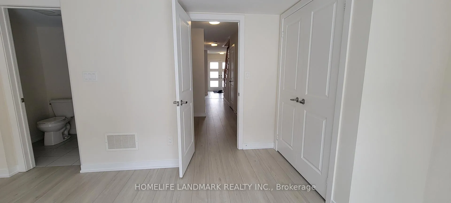 Photo 18 of 2514 Castlegate Crossing, Pickering, Duffin Heights — HOMEH