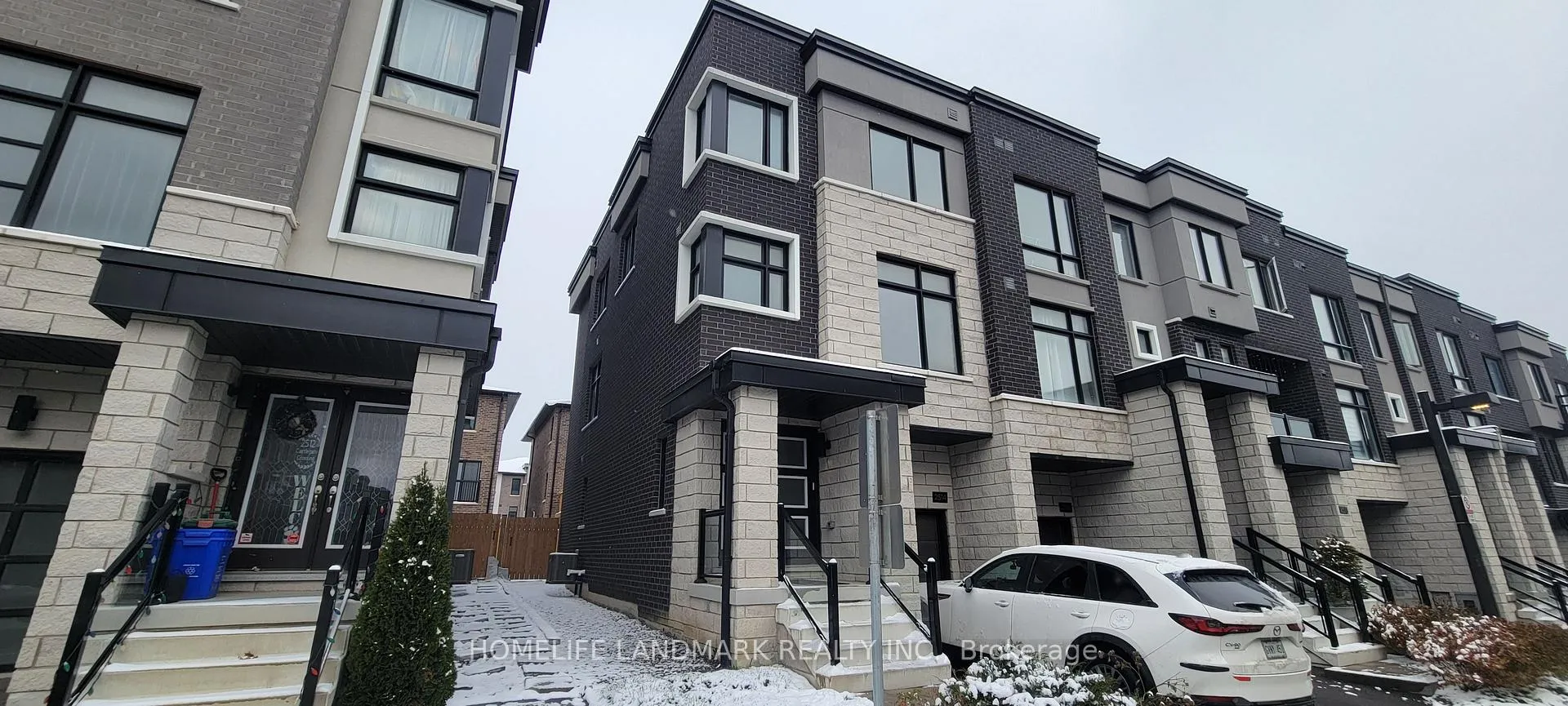 Photo 21 of 2514 Castlegate Crossing, Pickering, Duffin Heights — HOMEH