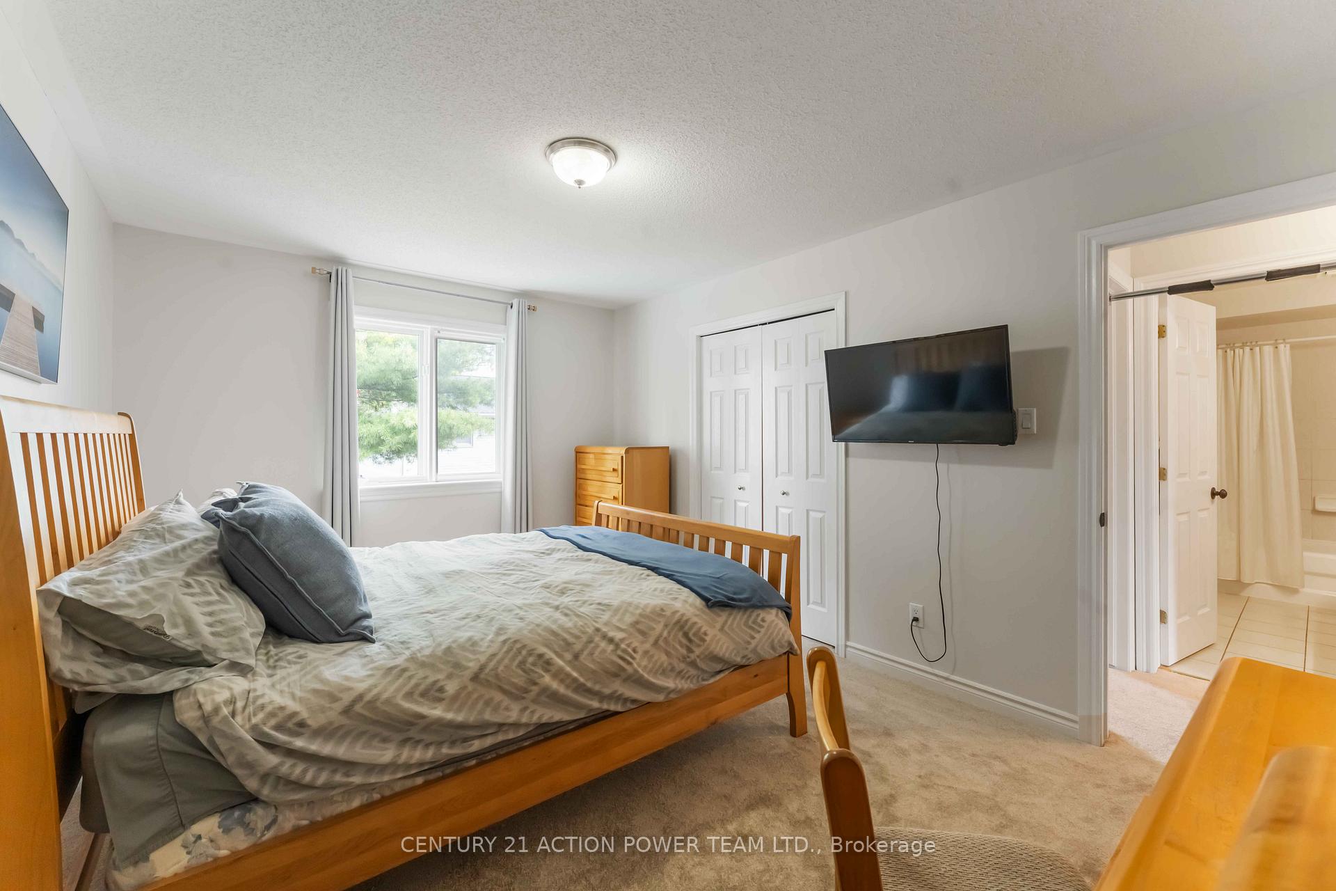 Photo 33 of 1019 Sheenboro Crescent, Ottawa, Fallingbrook/Pineridge — HOMEH