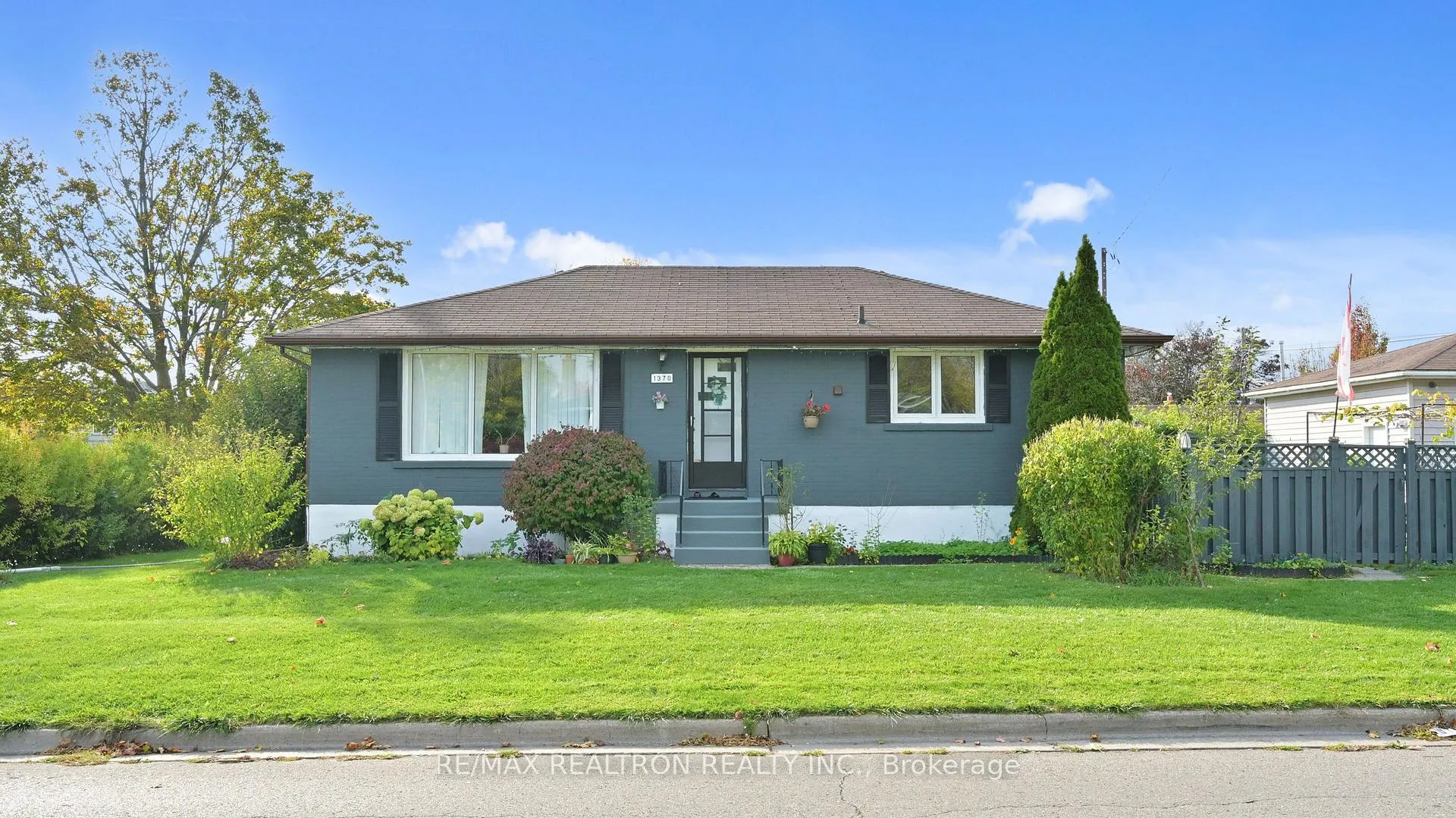 Photo 5 of 1370 Lakefield Street, Oshawa, Lakeview — HOMEH