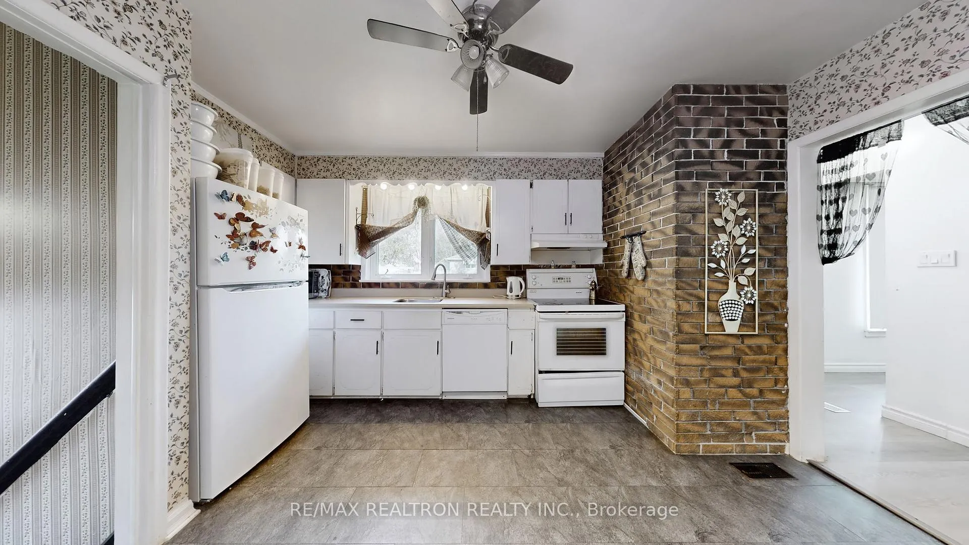 Photo 14 of 1370 Lakefield Street, Oshawa, Lakeview — HOMEH