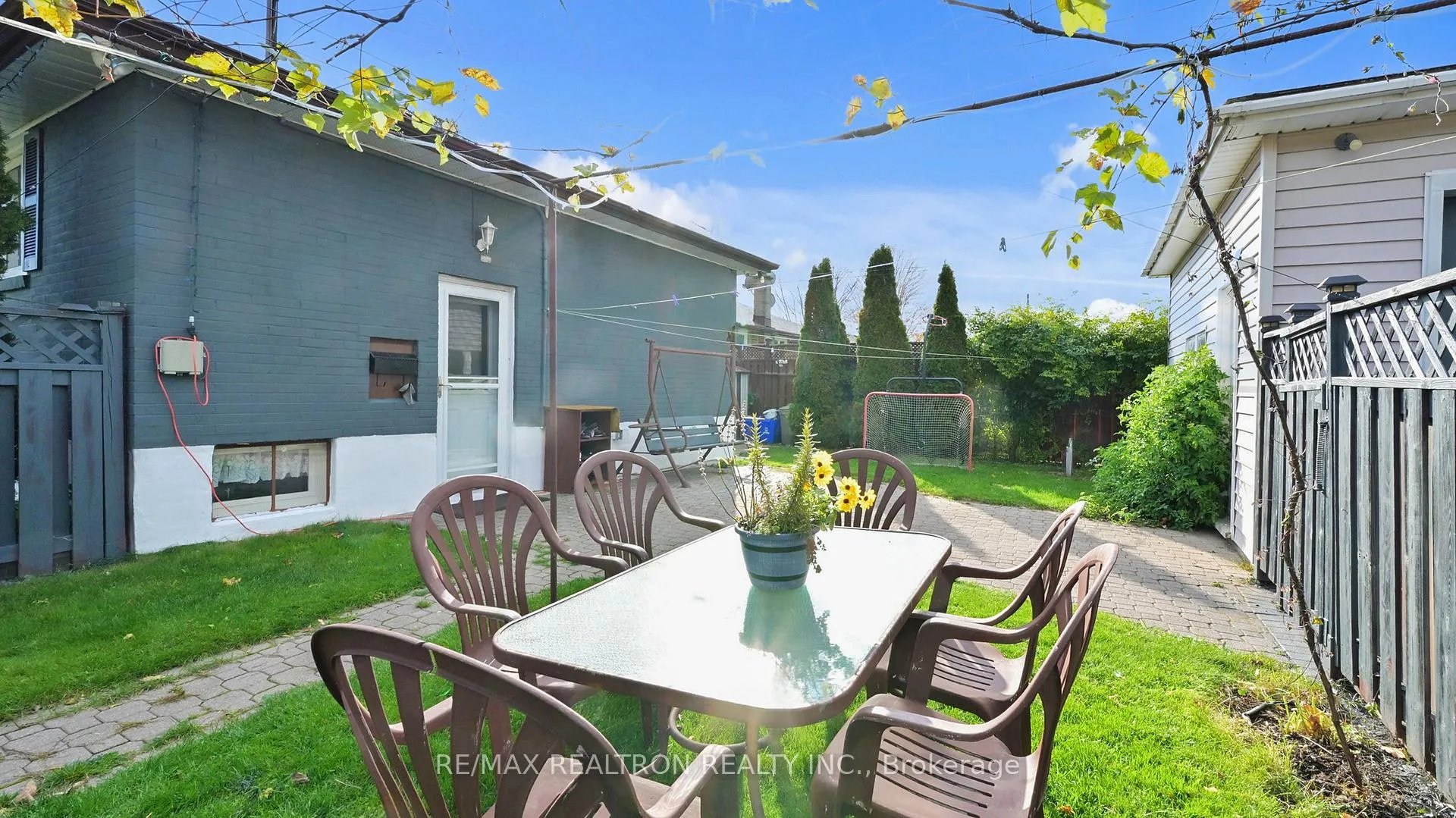Photo 42 of 1370 Lakefield Street, Oshawa, Lakeview — HOMEH