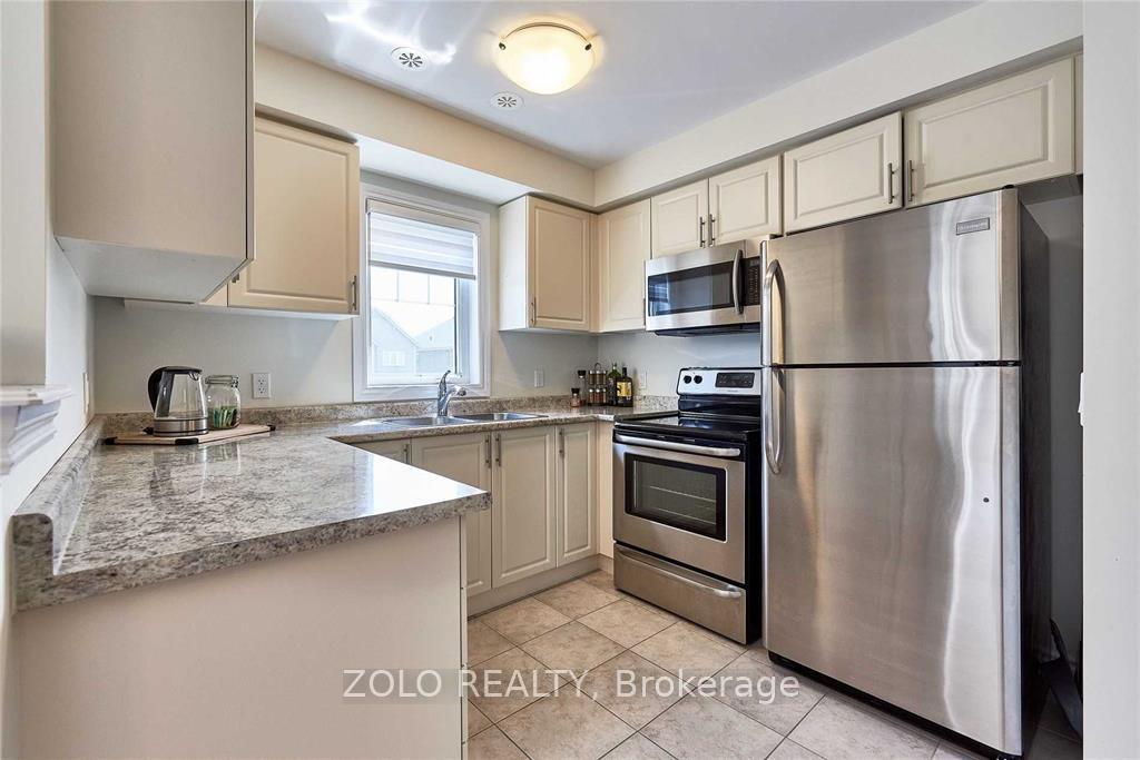 Photo 5 of 56 Nearco Crescent, Oshawa, Windfields — HOMEH