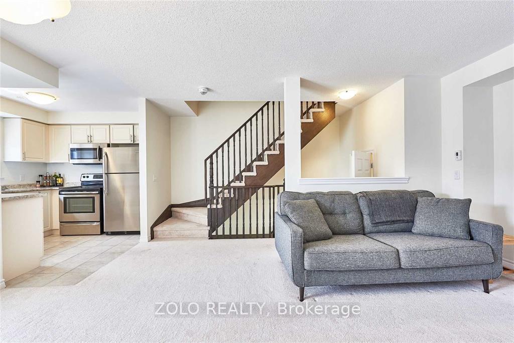 Photo 10 of 56 Nearco Crescent, Oshawa, Windfields — HOMEH