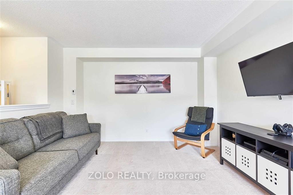 Photo 13 of 56 Nearco Crescent, Oshawa, Windfields — HOMEH