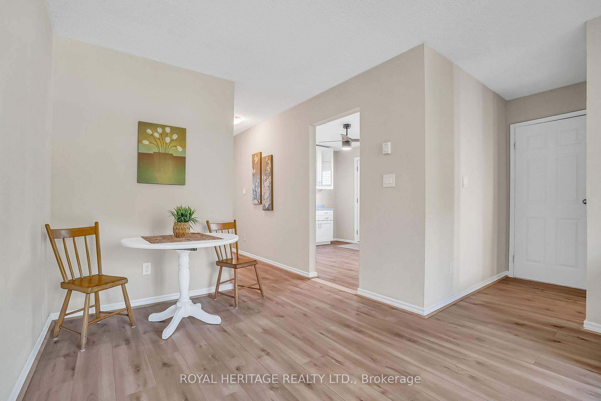 Photo 12 of 1312 Valley Drive, Oshawa, Lakeview — HOMEH