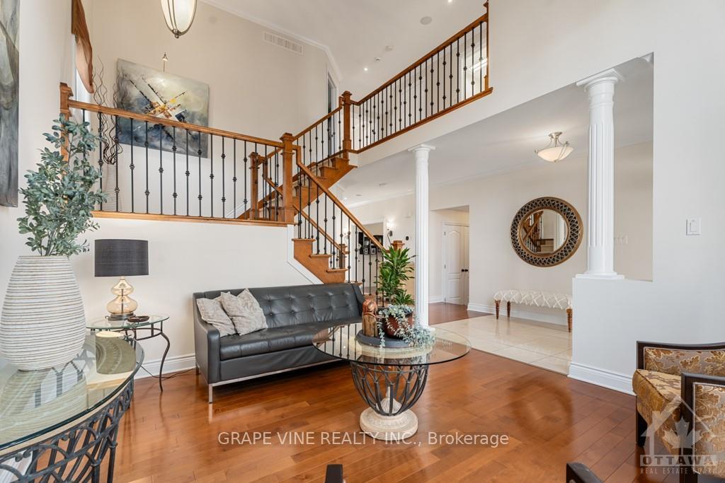 Photo 3 of 471 Keith Crescent, Ottawa, Mer Bleue/Bradley Estates/Anderson Park — HOMEH