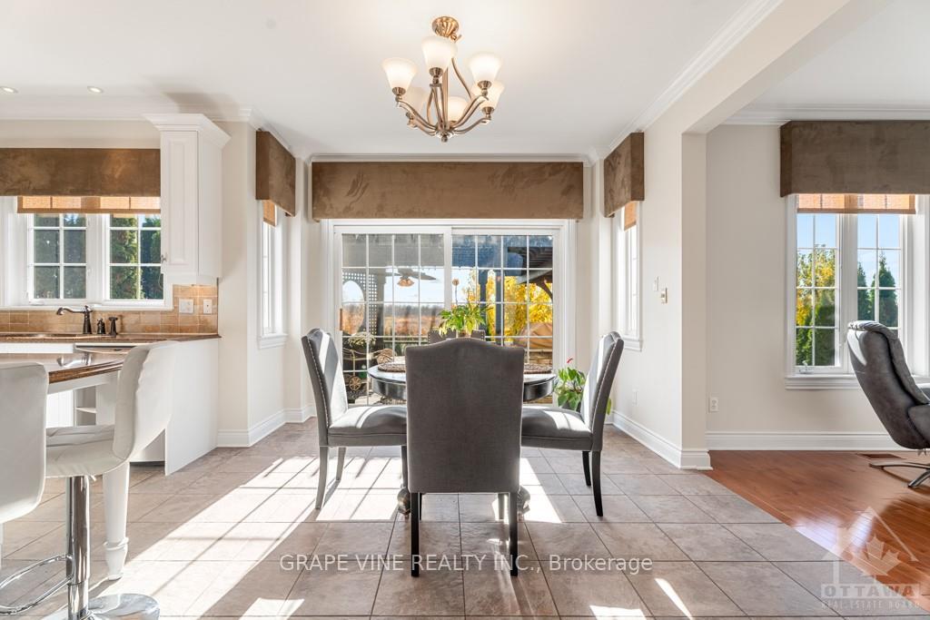 Photo 7 of 471 Keith Crescent, Ottawa, Mer Bleue/Bradley Estates/Anderson Park — HOMEH