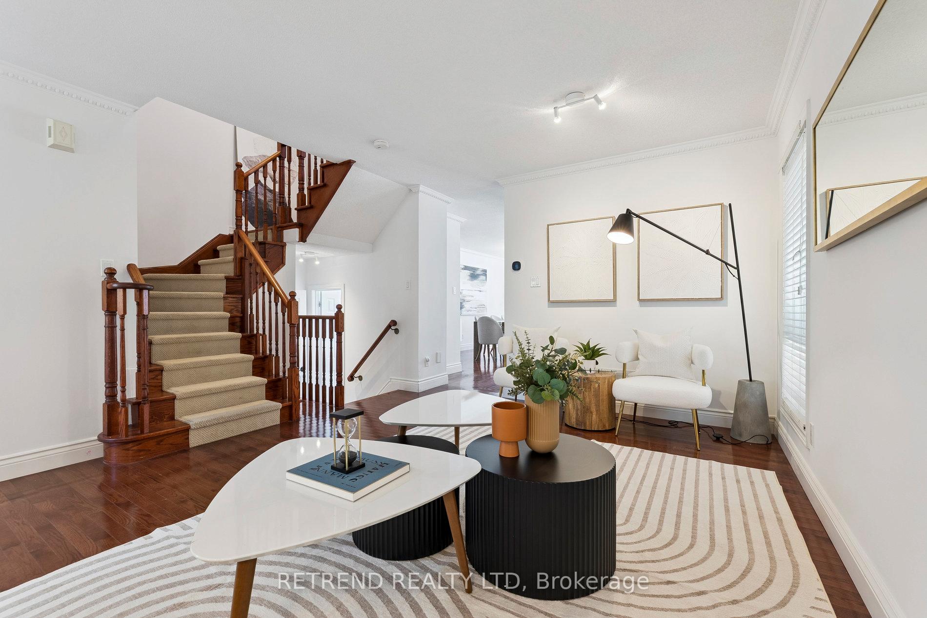 Photo 3 of 721 Swan Place, Pickering, Amberlea — HOMEH