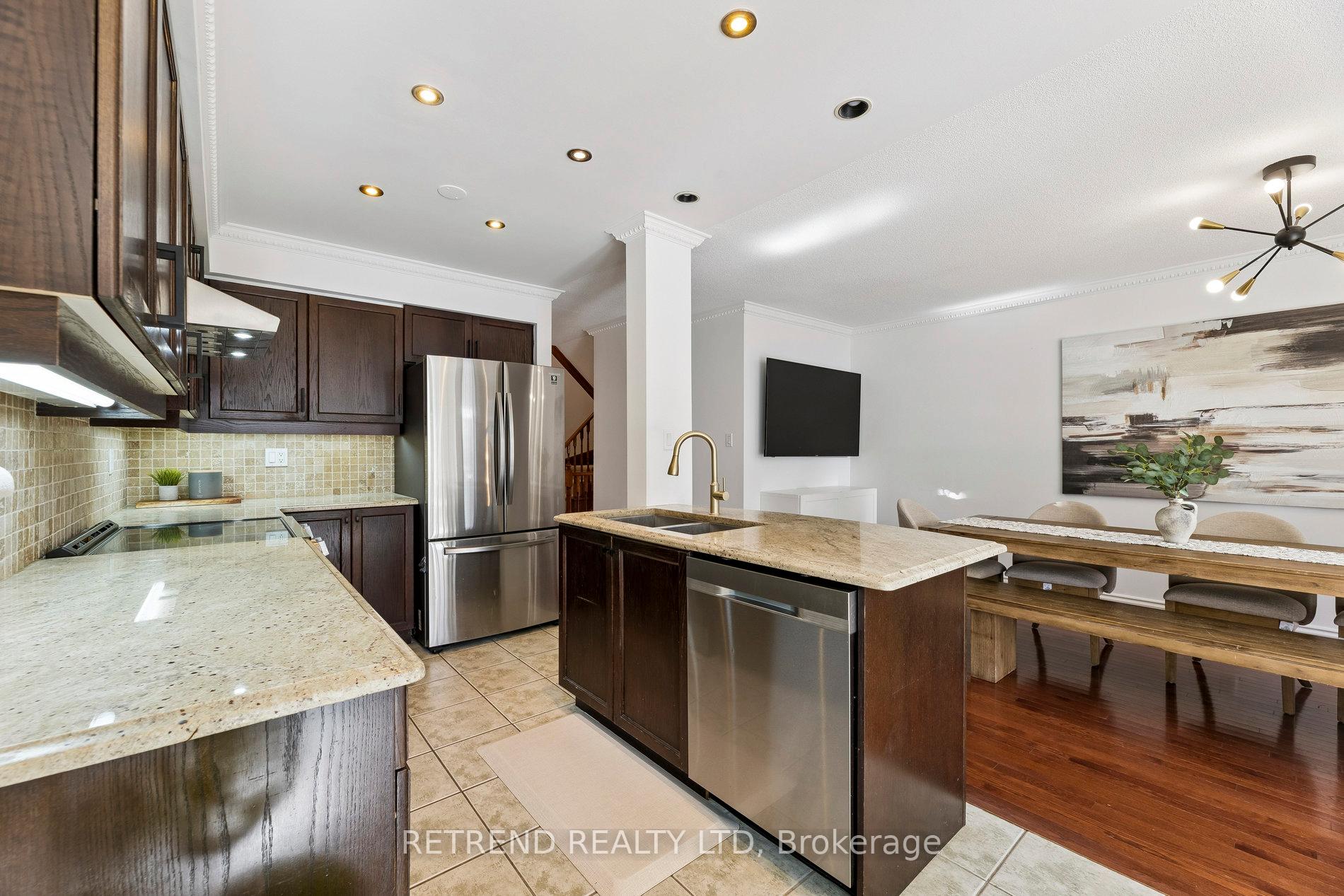 Photo 12 of 721 Swan Place, Pickering, Amberlea — HOMEH