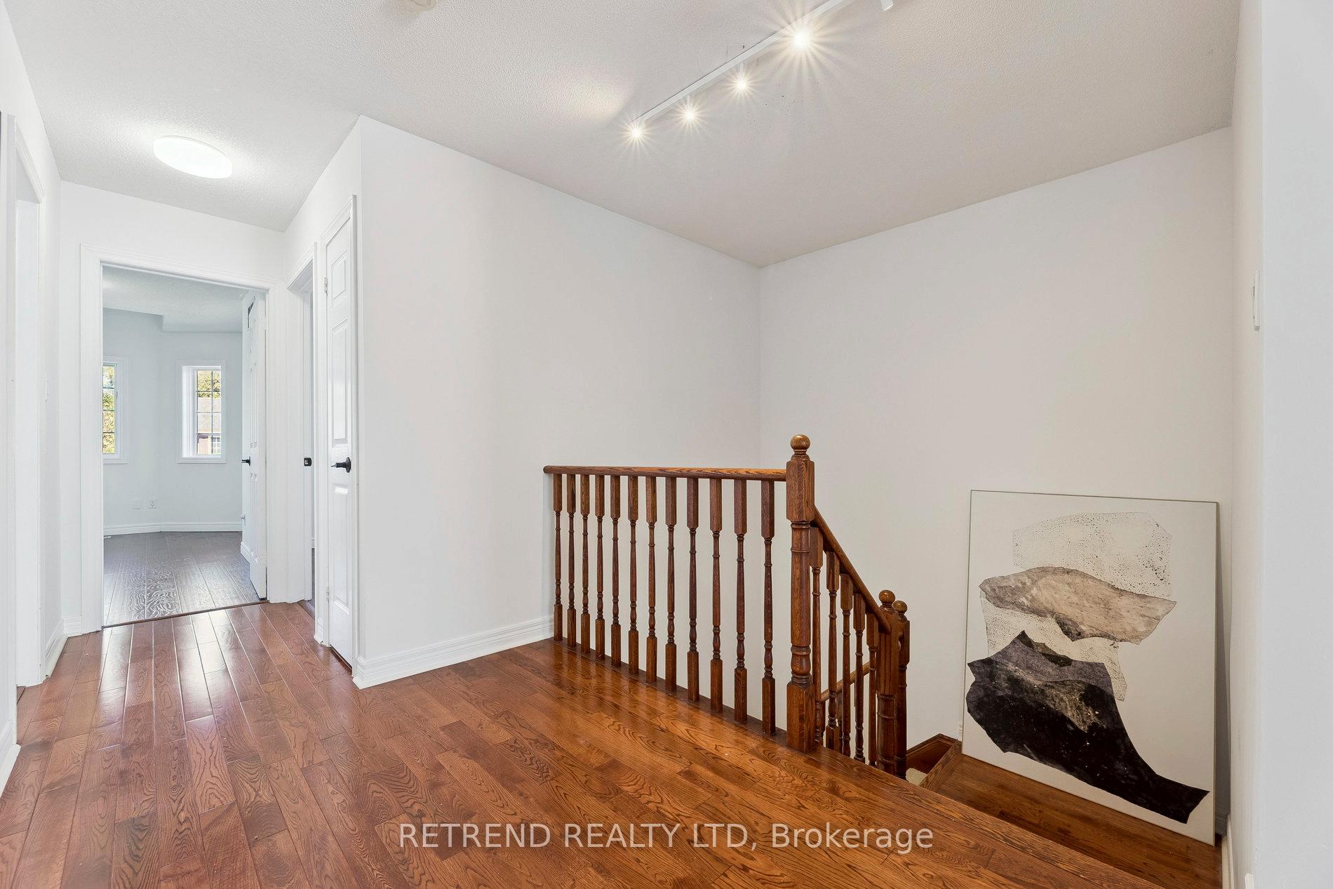 Photo 15 of 721 Swan Place, Pickering, Amberlea — HOMEH
