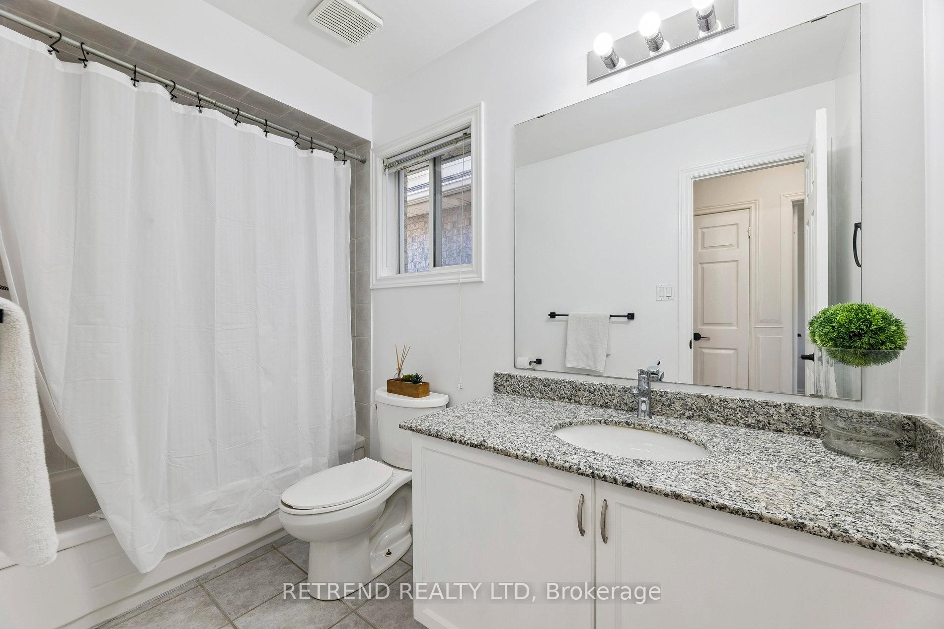 Photo 18 of 721 Swan Place, Pickering, Amberlea — HOMEH
