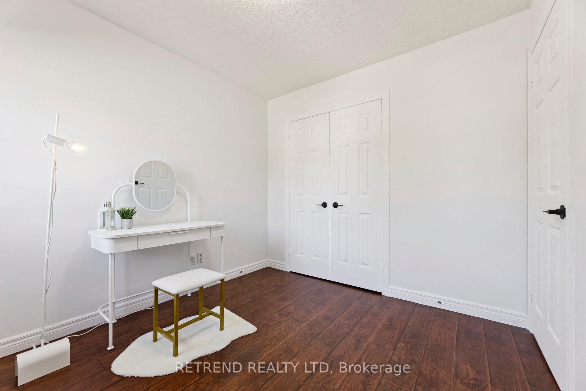 Photo 21 of 721 Swan Place, Pickering, Amberlea — HOMEH