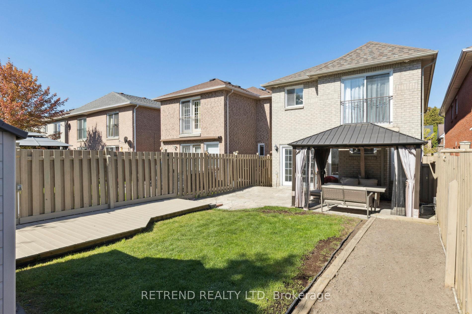 Photo 36 of 721 Swan Place, Pickering, Amberlea — HOMEH