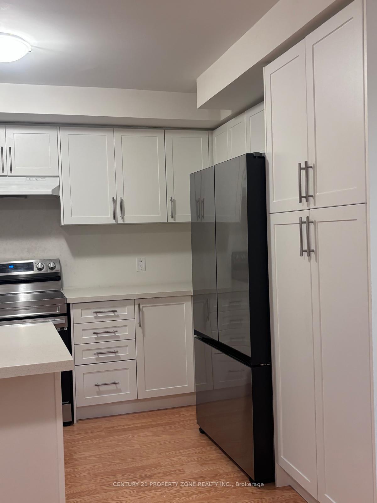 Photo 5 of 1319 Bradenton Path, Oshawa, Eastdale — HOMEH