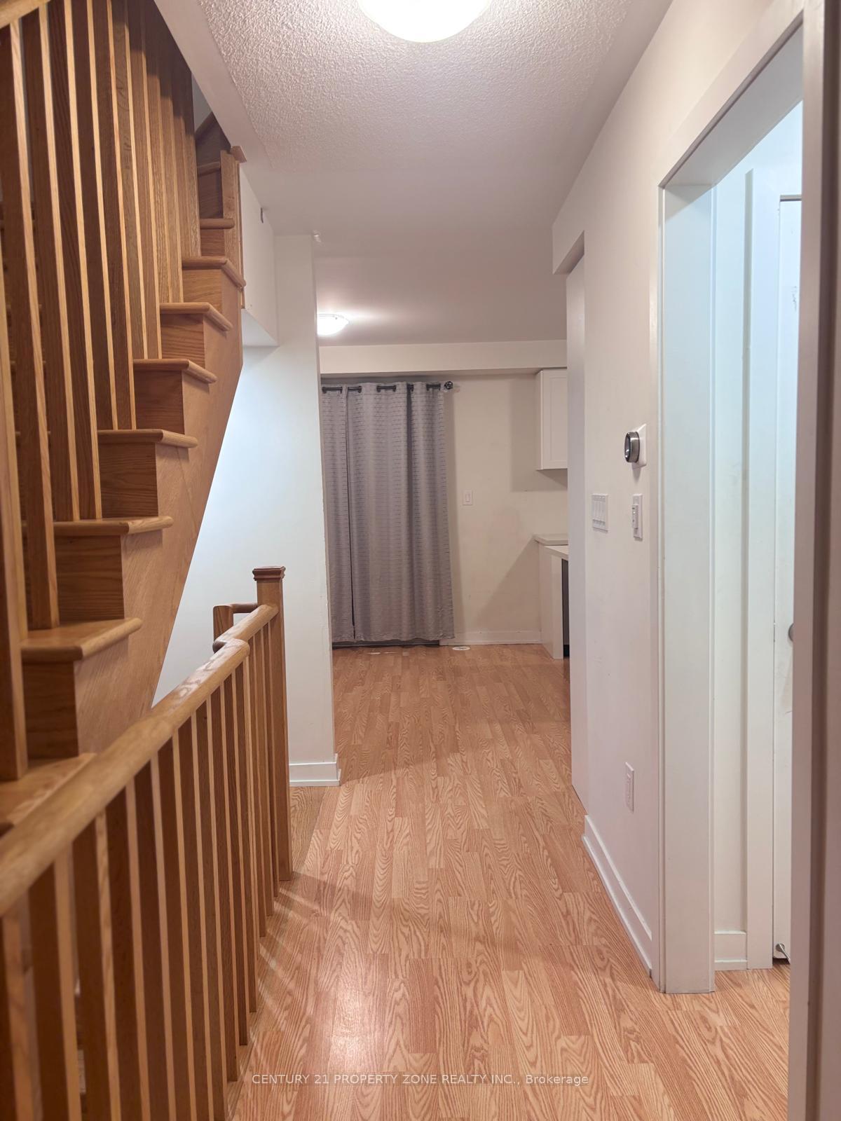 Photo 10 of 1319 Bradenton Path, Oshawa, Eastdale — HOMEH