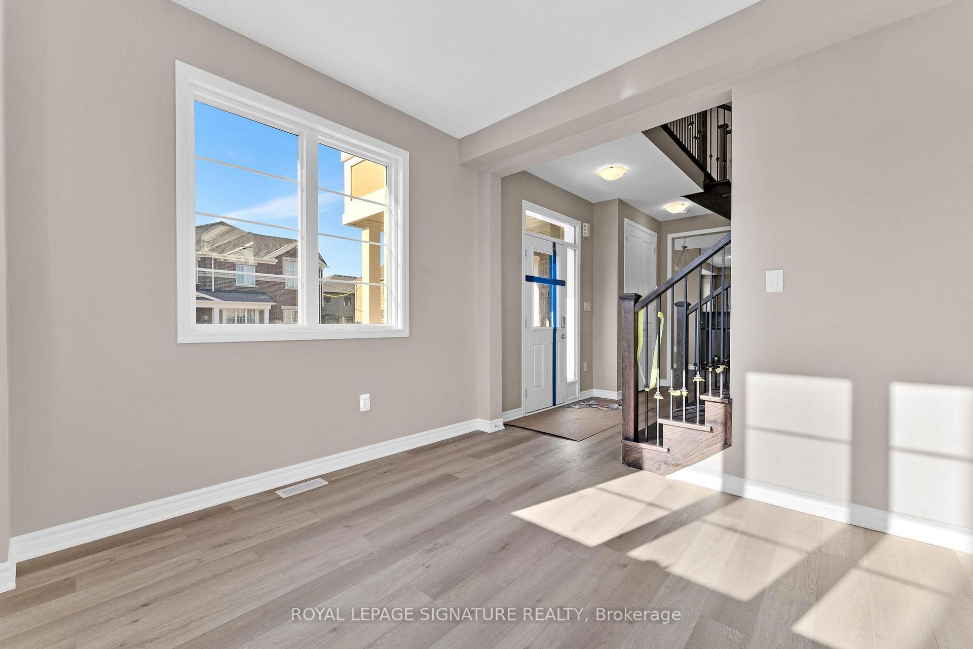 Photo 6 of 1237 Ferguson Drive, Milton, Bowes — HOMEH
