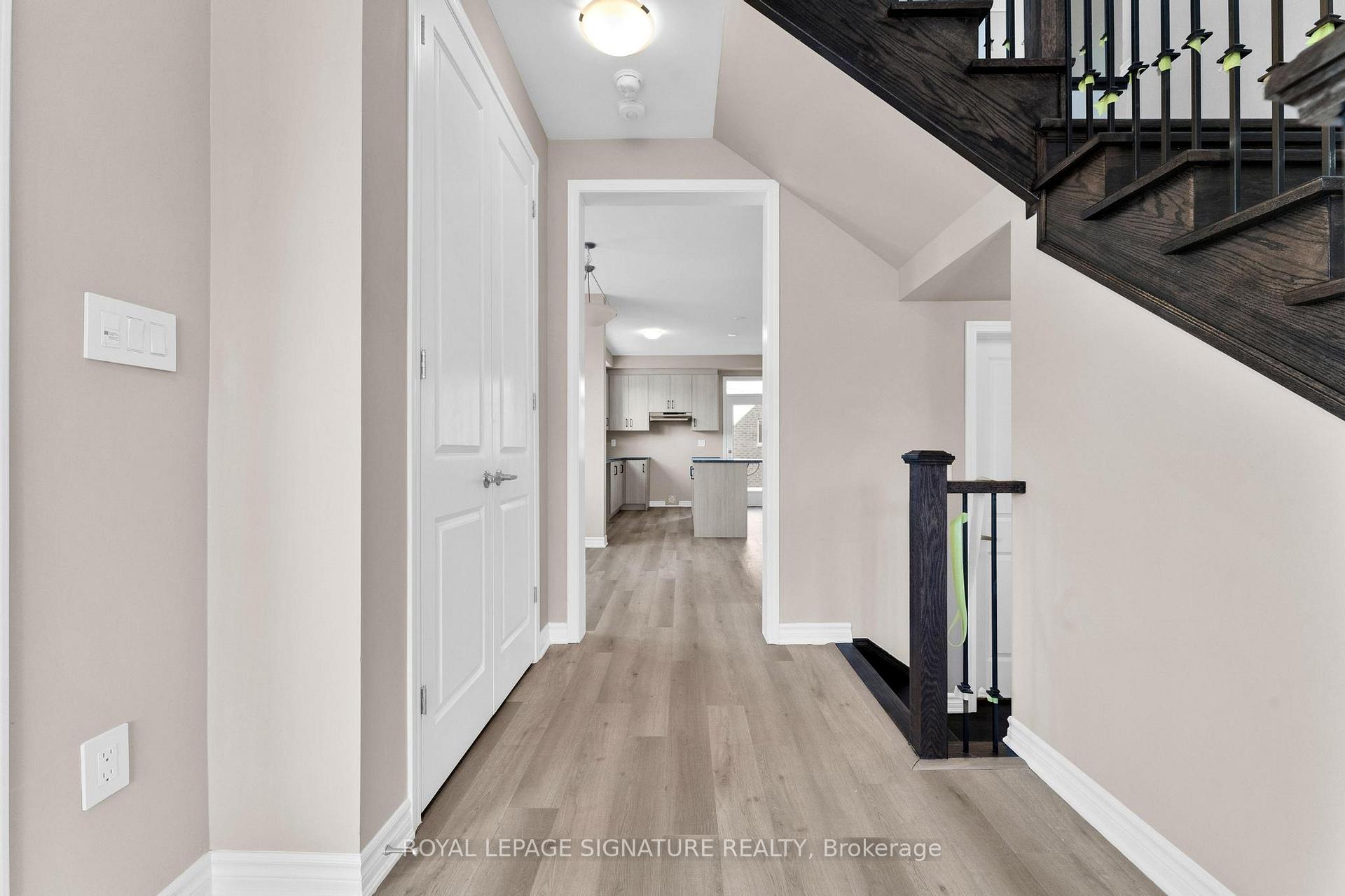 Photo 7 of 1237 Ferguson Drive, Milton, Bowes — HOMEH