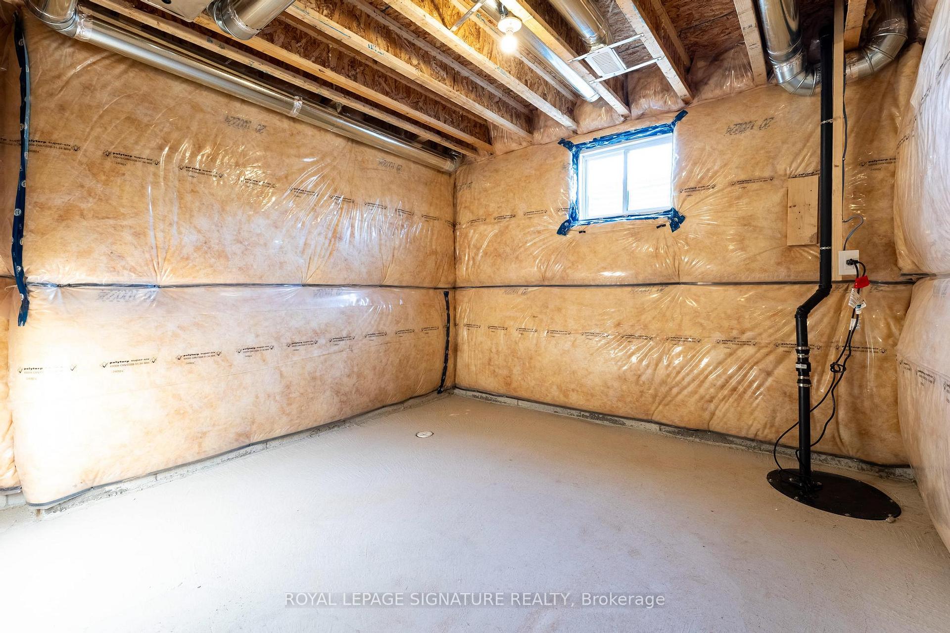 Photo 28 of 1237 Ferguson Drive, Milton, Bowes — HOMEH
