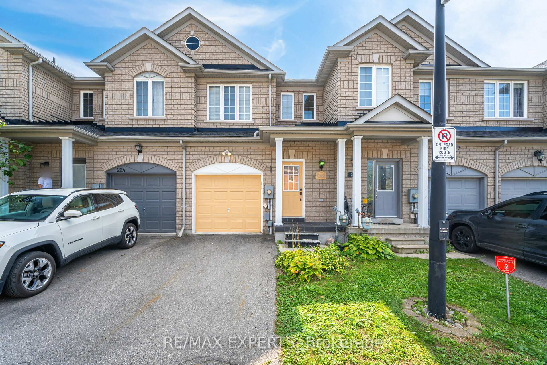 Photo 1 of 222 Tom Taylor Crescent, Newmarket, Summerhill Estates — HOMEH