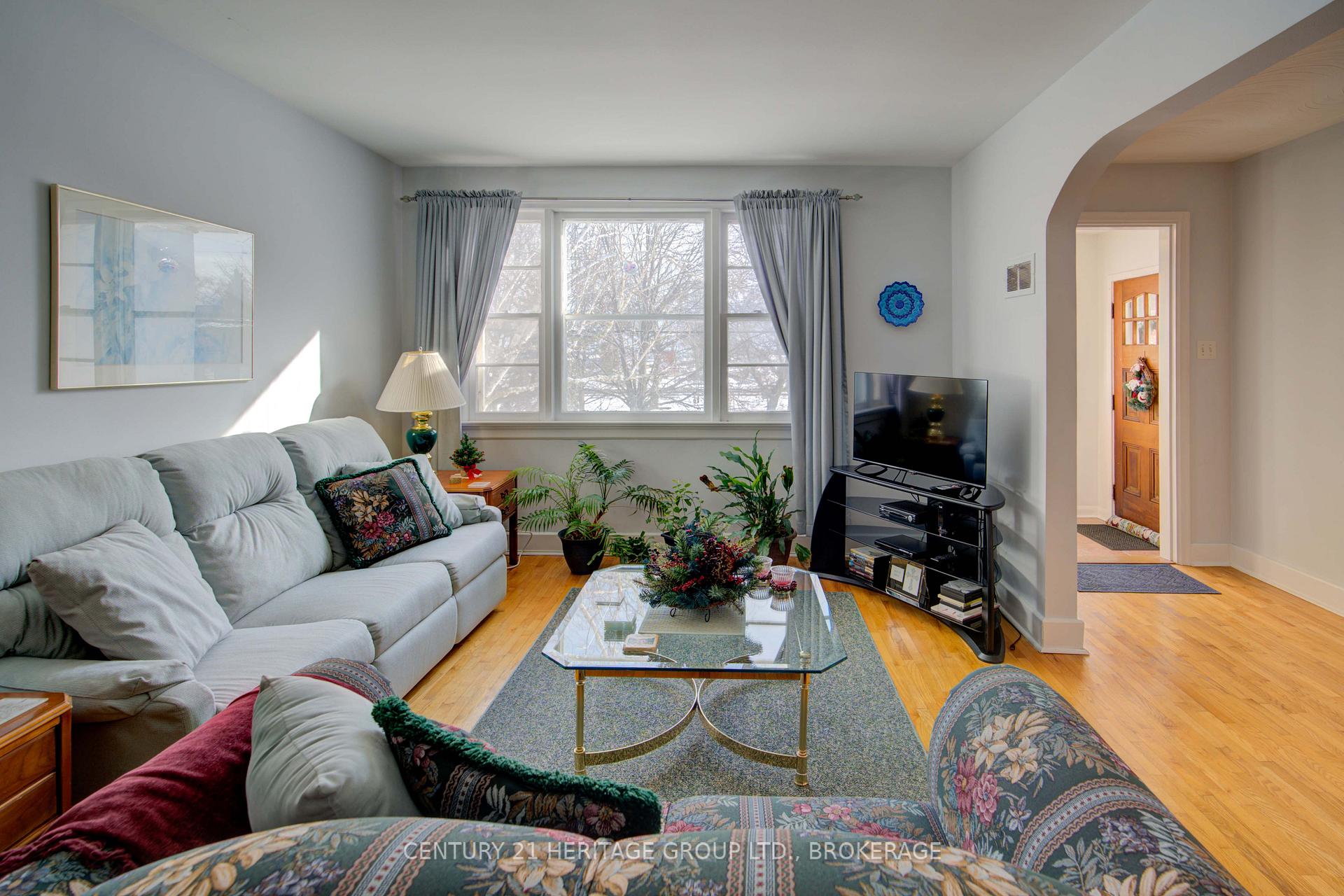 Photo 17 of 27 Kennedy Street, Kingston, Central City West — HOMEH