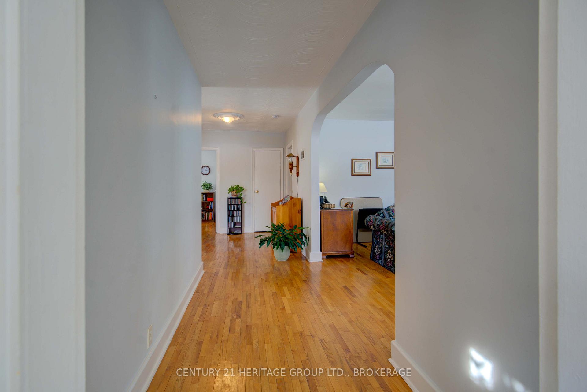 Photo 20 of 27 Kennedy Street, Kingston, Central City West — HOMEH