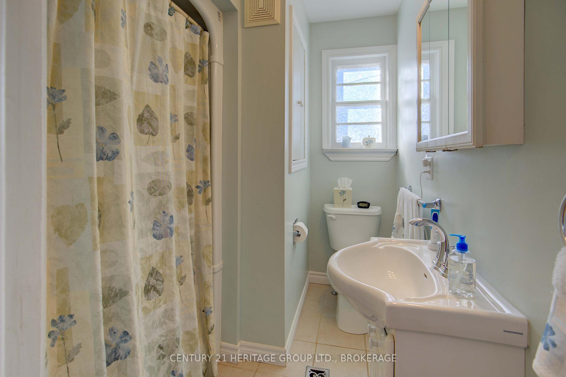 Photo 31 of 27 Kennedy Street, Kingston, Central City West — HOMEH