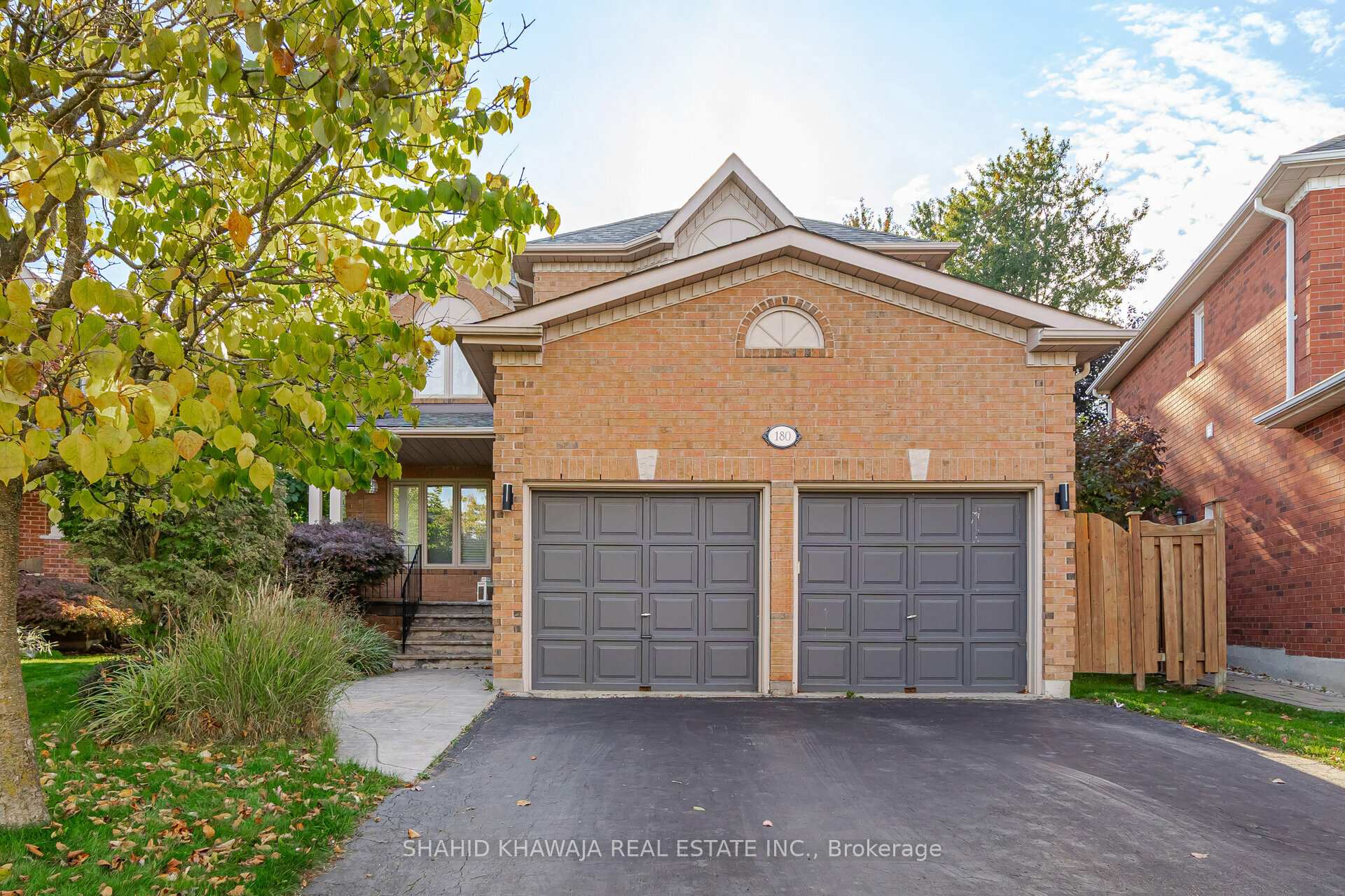 Photo 1 of 180 Bothwell Crescent, Newmarket, Summerhill Estates — HOMEH