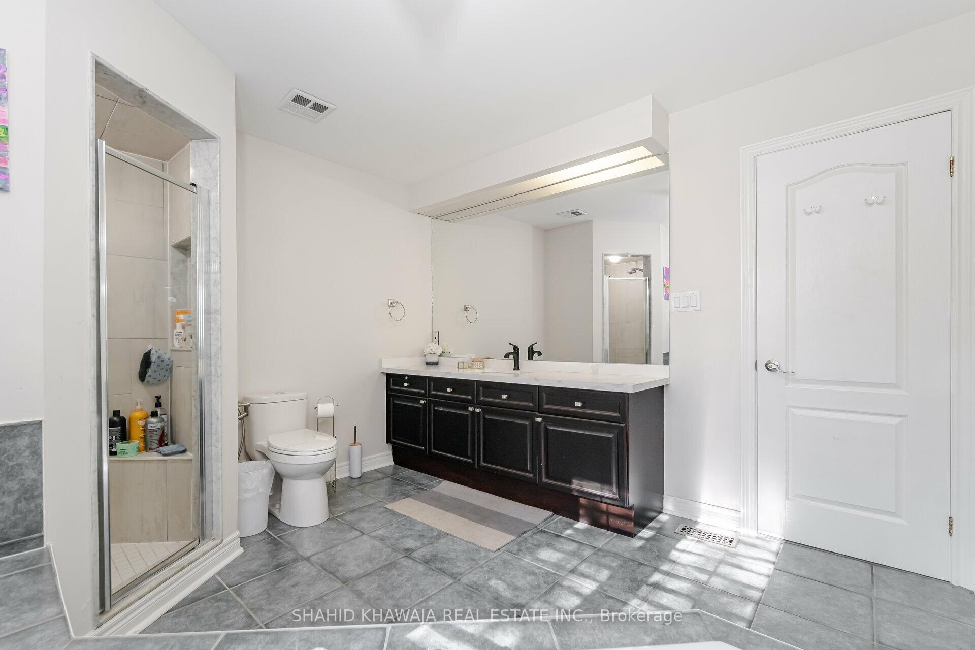 Photo 23 of 180 Bothwell Crescent, Newmarket, Summerhill Estates — HOMEH