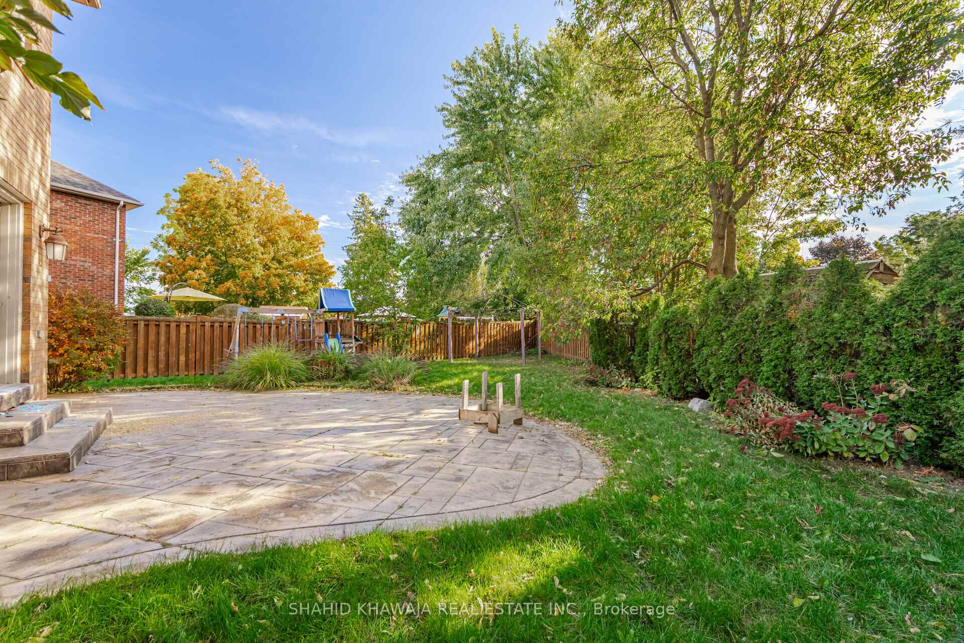 Photo 38 of 180 Bothwell Crescent, Newmarket, Summerhill Estates — HOMEH