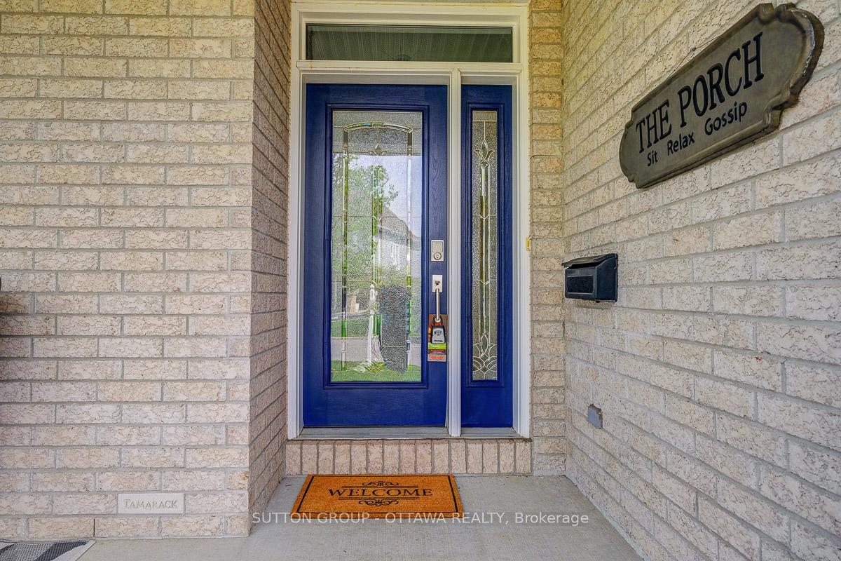 Photo 7 of 808 Azure Street, Ottawa, Avalon West — HOMEH