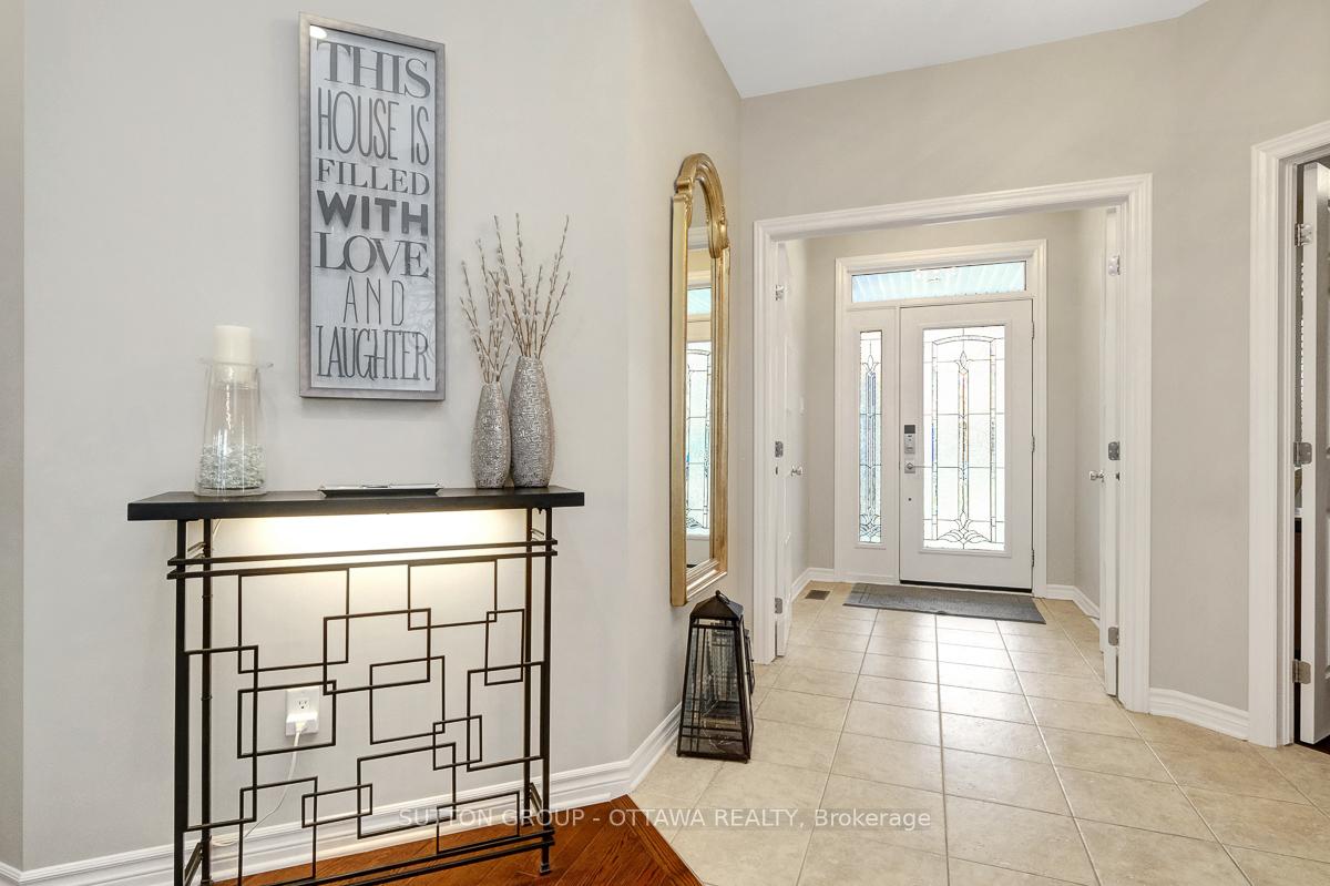 Photo 8 of 808 Azure Street, Ottawa, Avalon West — HOMEH