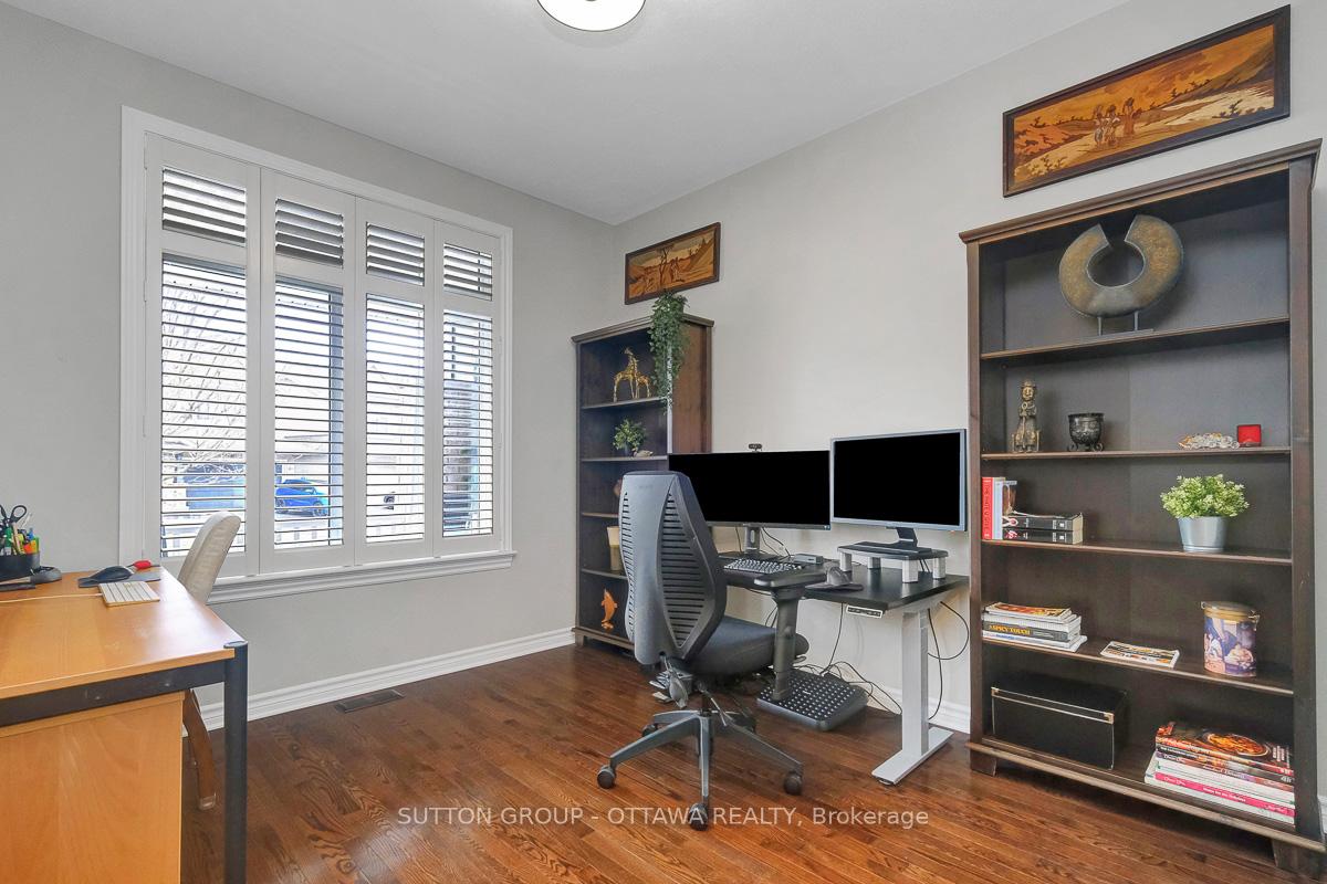 Photo 20 of 808 Azure Street, Ottawa, Avalon West — HOMEH