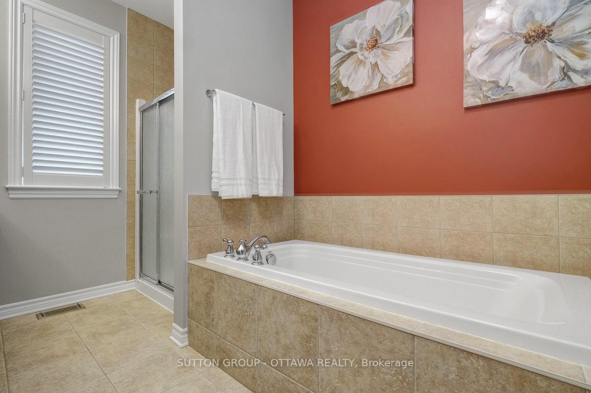 Photo 25 of 808 Azure Street, Ottawa, Avalon West — HOMEH