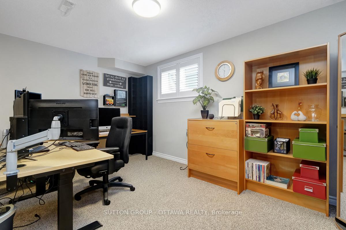Photo 31 of 808 Azure Street, Ottawa, Avalon West — HOMEH