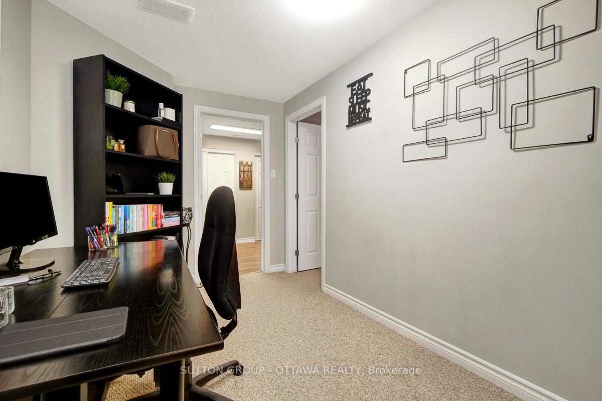 Photo 33 of 808 Azure Street, Ottawa, Avalon West — HOMEH