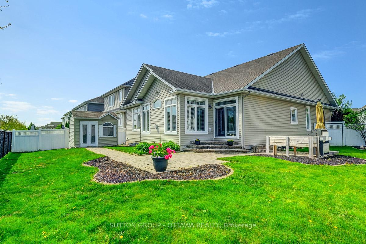 Photo 38 of 808 Azure Street, Ottawa, Avalon West — HOMEH