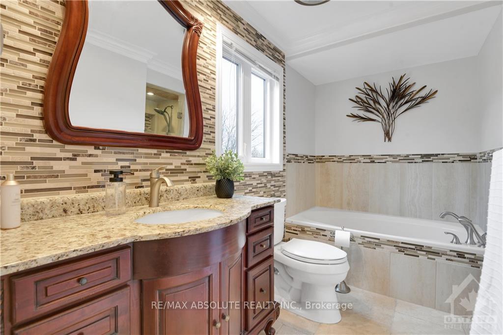 Photo 18 of 1505 Forest Valley Drive, Ottawa, Chapel Hill — HOMEH
